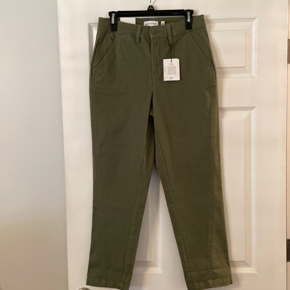 Gibson Latimer Pants - Gibson & Latimer Sage color Pants size 8 inseam 27” high rise relaxed chino